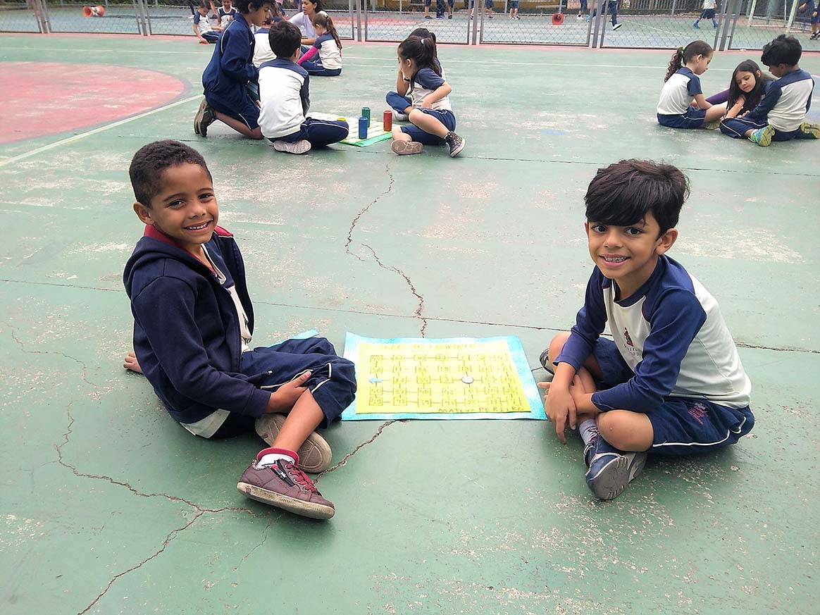 Alunos do 1º Ano EF criam jogos matemáticos - Colégio São Paulo da